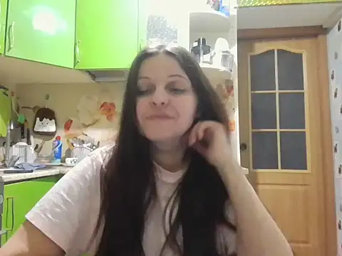 Snapshot of CatMelissa chatting on 03.17.26 CatMelissa online show from 03.17.26