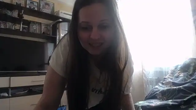 Snapshot of CatMelissa chatting on 04.22.26 CatMelissa online show from 04.22.26
