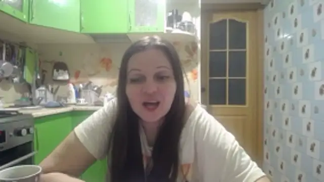 Snapshot of CatMelissa chatting on 04.22.26 CatMelissa online show from 04.22.26