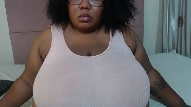 DAIRYBELLELIZxx online show from 12.18.24