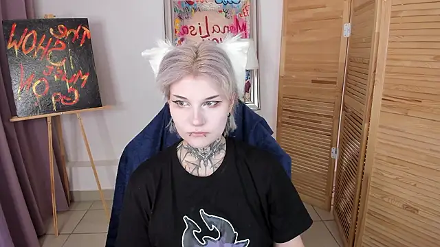 Snapshot of mekurisu chatting on 01.19.26 mekurisu online show from 01.19.26