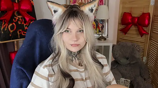 Snapshot of mekurisu chatting on 02.26.26 mekurisu online show from 02.26.26