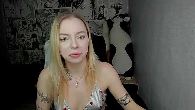 Martha Cameron online show from 12.02.24
