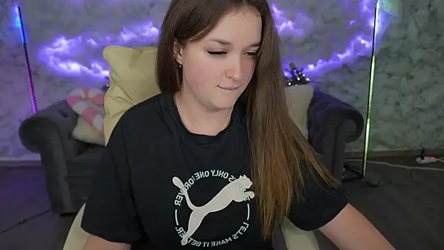 Snapshot of DonnaLustt chatting on 01.22.25 DonnaLustt online show from 01.22.25