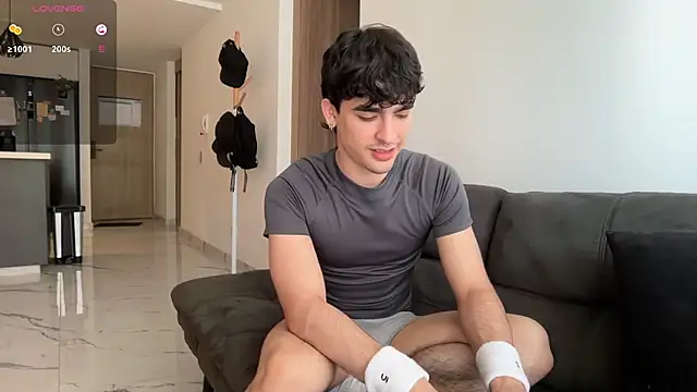 zenn rush1 online show from 10.02.25