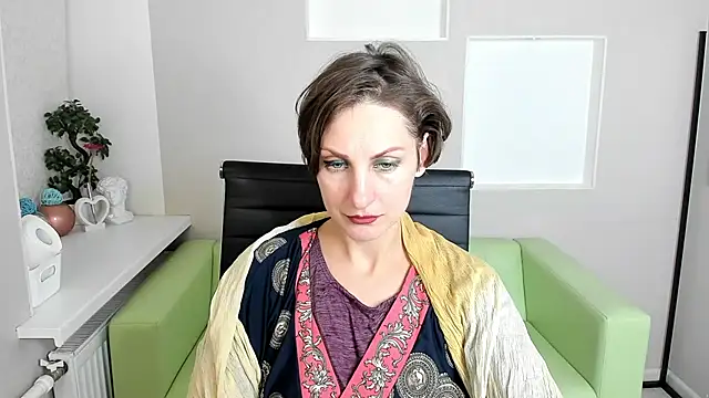 AuroraScript online show from 12.06.24