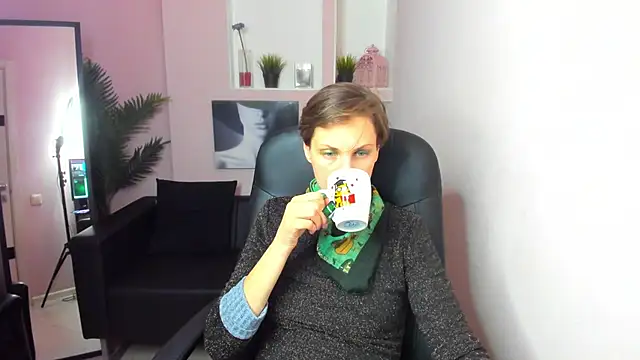 AuroraScript online show from 02.22.25