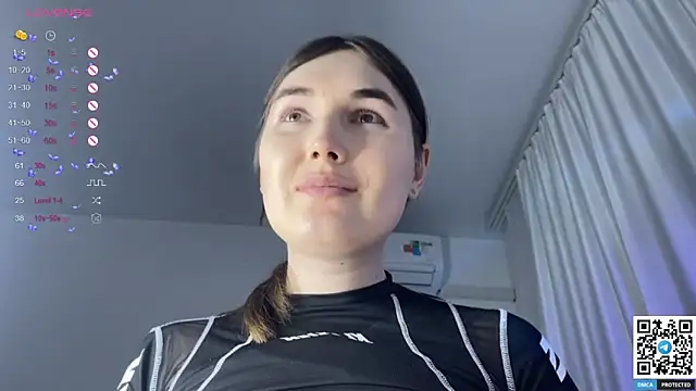 Maria Bowie online show from 02.07.25