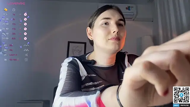 Maria Bowie online show from 02.28.25