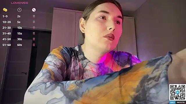 Maria Bowie online show from 03.28.26