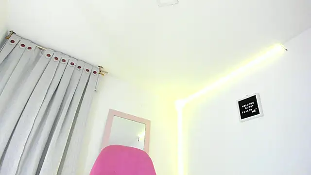 Anniie grey online show from 12.14.24