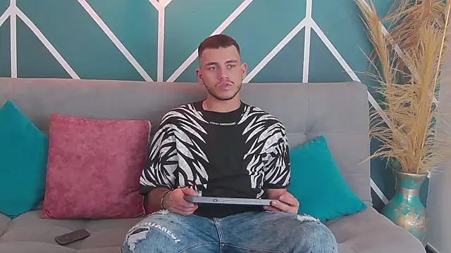 Tiger Savage online show from 12.29.24