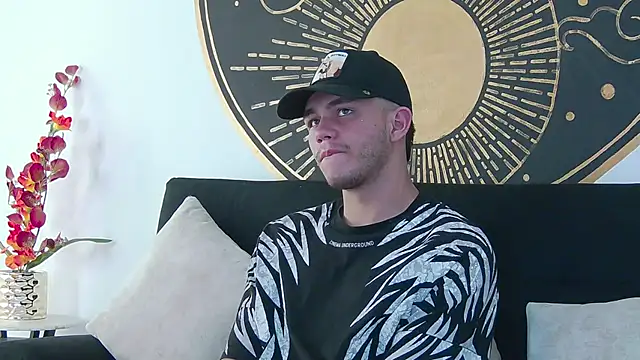 Tiger Savage online show from 01.18.25