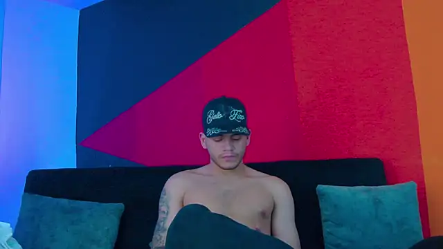 Tiger Savage online show from 01.22.25
