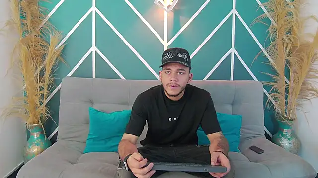 Tiger Savage online show from 02.17.25