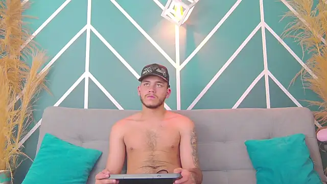 Tiger Savage online show from 02.18.25
