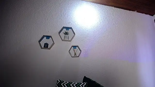 GirlAngell online show from 01.28.25