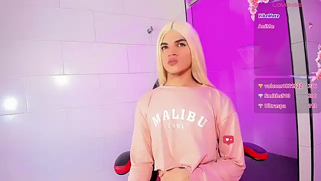 Snapshot of Gabyqueen70 chatting on 01.26.25 Gabyqueen70 online show from 01.26.25