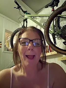 420Curvybabe online show from 12.31.24