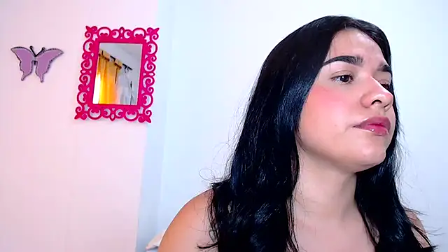 SaraBlosson online show from 03.17.25