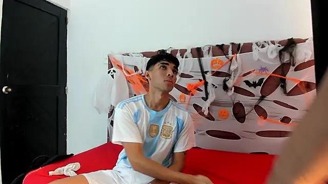 boys yourparty online show from 10.15.25