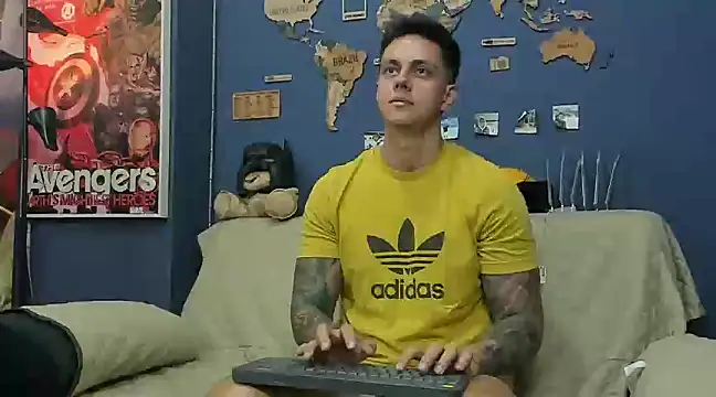 Snapshot of JeanBroc chatting on 02.02.25 JeanBroc online show from 02.02.25