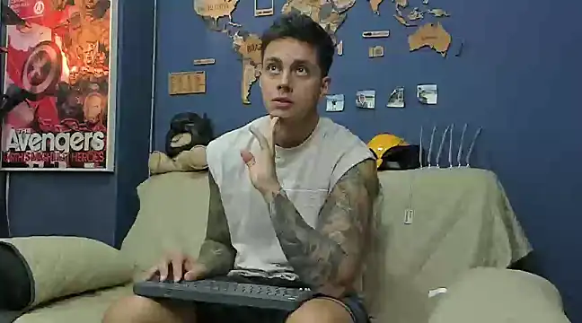 Snapshot of JeanBroc chatting on 02.10.25 JeanBroc online show from 02.10.25