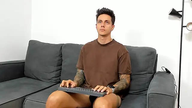 Snapshot of JeanBroc chatting on 09.15.25 JeanBroc online show from 09.15.25