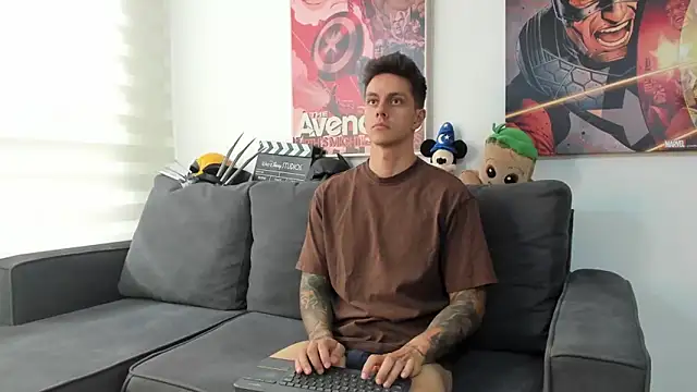 Snapshot of JeanBroc chatting on 10.26.25 JeanBroc online show from 10.26.25