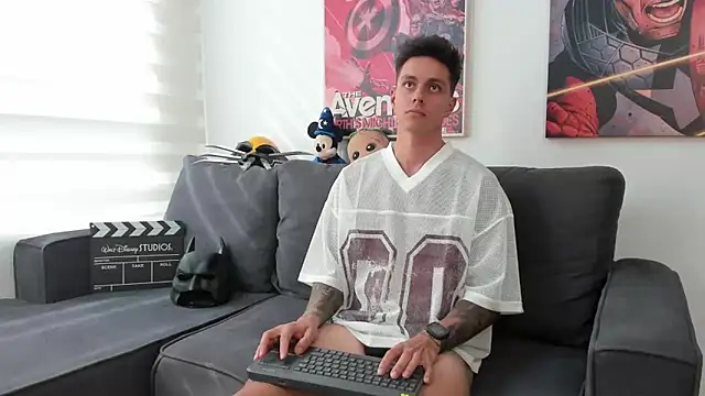 Snapshot of JeanBroc chatting on 11.06.25 JeanBroc online show from 11.06.25