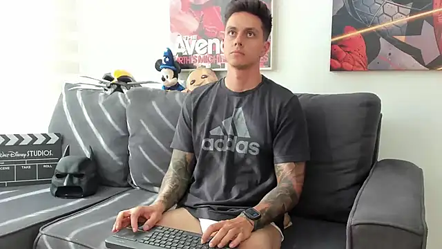 Snapshot of JeanBroc chatting on 11.08.25 JeanBroc online show from 11.08.25