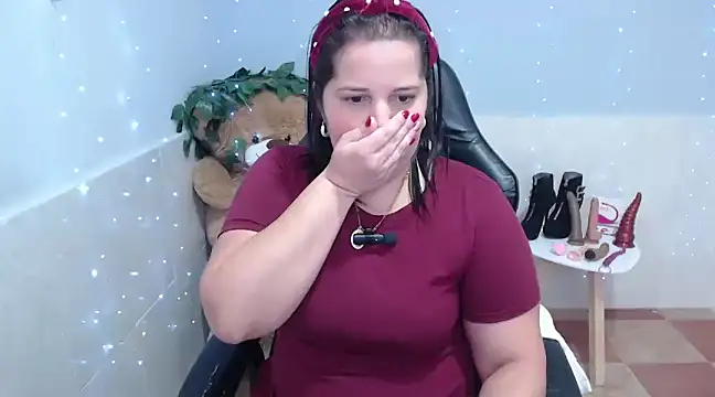 Snapshot of kiara_scottt chatting on 01.04.25 kiara scottt online show from 01.04.25