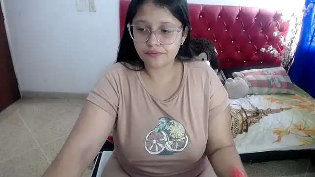 Snapshot of angel_barbie_1 chatting on 05.25.26 angel barbie 1 online show from 05.25.26
