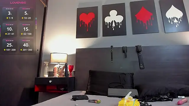 Samantha Mouret online show from 12.18.25