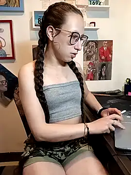 Snapshot of milena_23x chatting on 01.04.25 milena 23x online show from 01.04.25