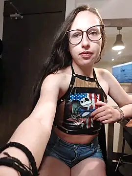 Snapshot of milena_23x chatting on 02.22.25 milena 23x online show from 02.22.25