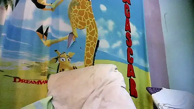 Snapshot of Katerine43 chatting on 03.01.25 Katerine43 online show from 03.01.25