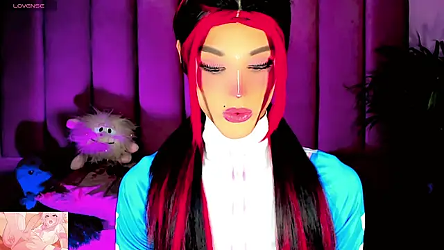 Snapshot of dollswit01 chatting on 10.11.25 dollswit01 online show from 10.11.25