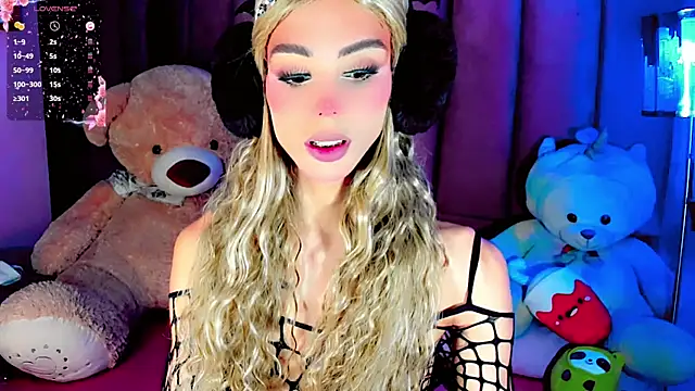 Snapshot of dollswit01 chatting on 01.18.26 dollswit01 online show from 01.18.26