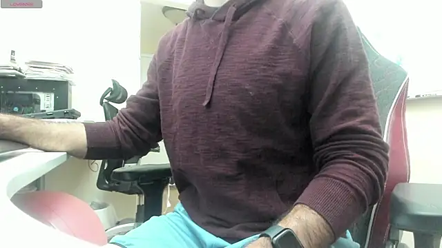 Snapshot of bear_russian_hunk chatting on 10.09.25 bear russian hunk online show from 10.09.25