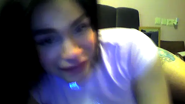 Snapshot of Spoiiiled chatting on 12.04.25 Spoiiiled online show from 12.04.25