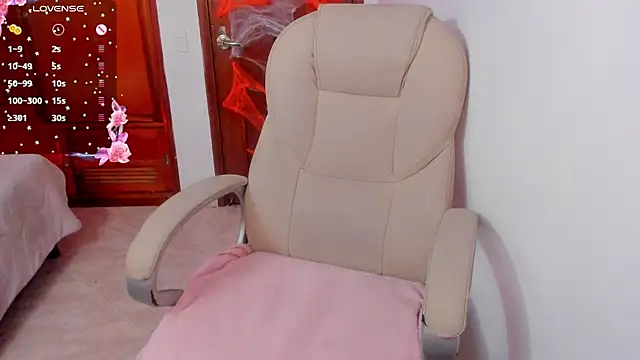 Maavca  online show from 10.11.25