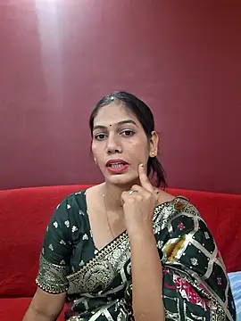 Snapshot of Garima_G chatting on 10.18.25 Garima G online show from 10.18.25