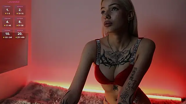 LolaStifler online show from 01.06.25