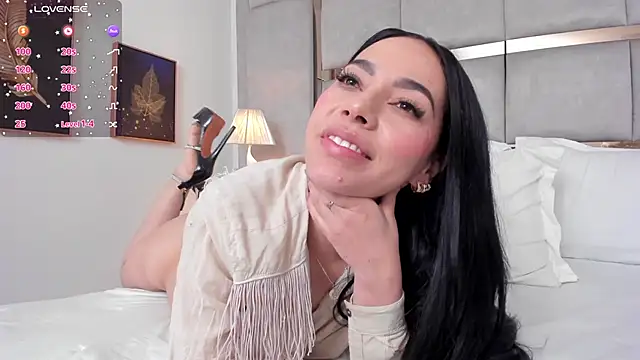 AmbarJensen online show from 01.30.25