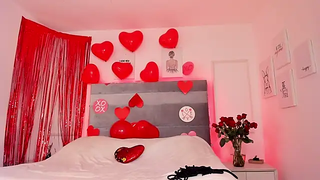 Snapshot of Eliz_jane chatting on 02.15.25 Eliz jane online show from 02.15.25