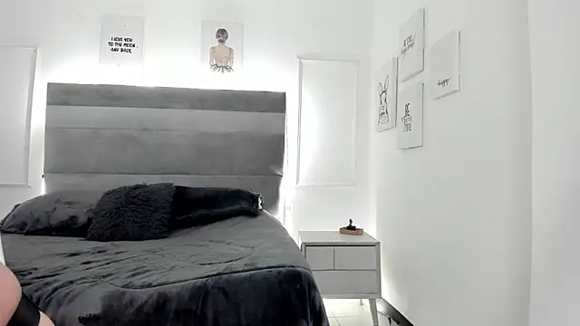 Snapshot of Eliz_jane chatting on 03.11.25 Eliz jane online show from 03.11.25