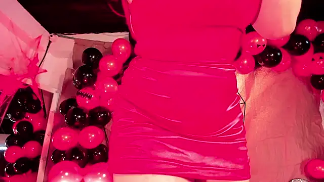 Snapshot of Eliz_jane chatting on 10.24.25 Eliz jane online show from 10.24.25