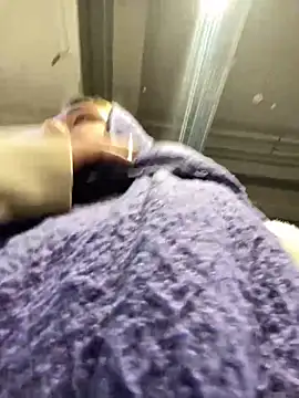 Snapshot of SuzieMurray chatting on 12.17.24 SuzieMurray online show from 12.17.24