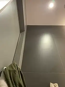 Snapshot of SuzieMurray chatting on 12.25.24 SuzieMurray online show from 12.25.24